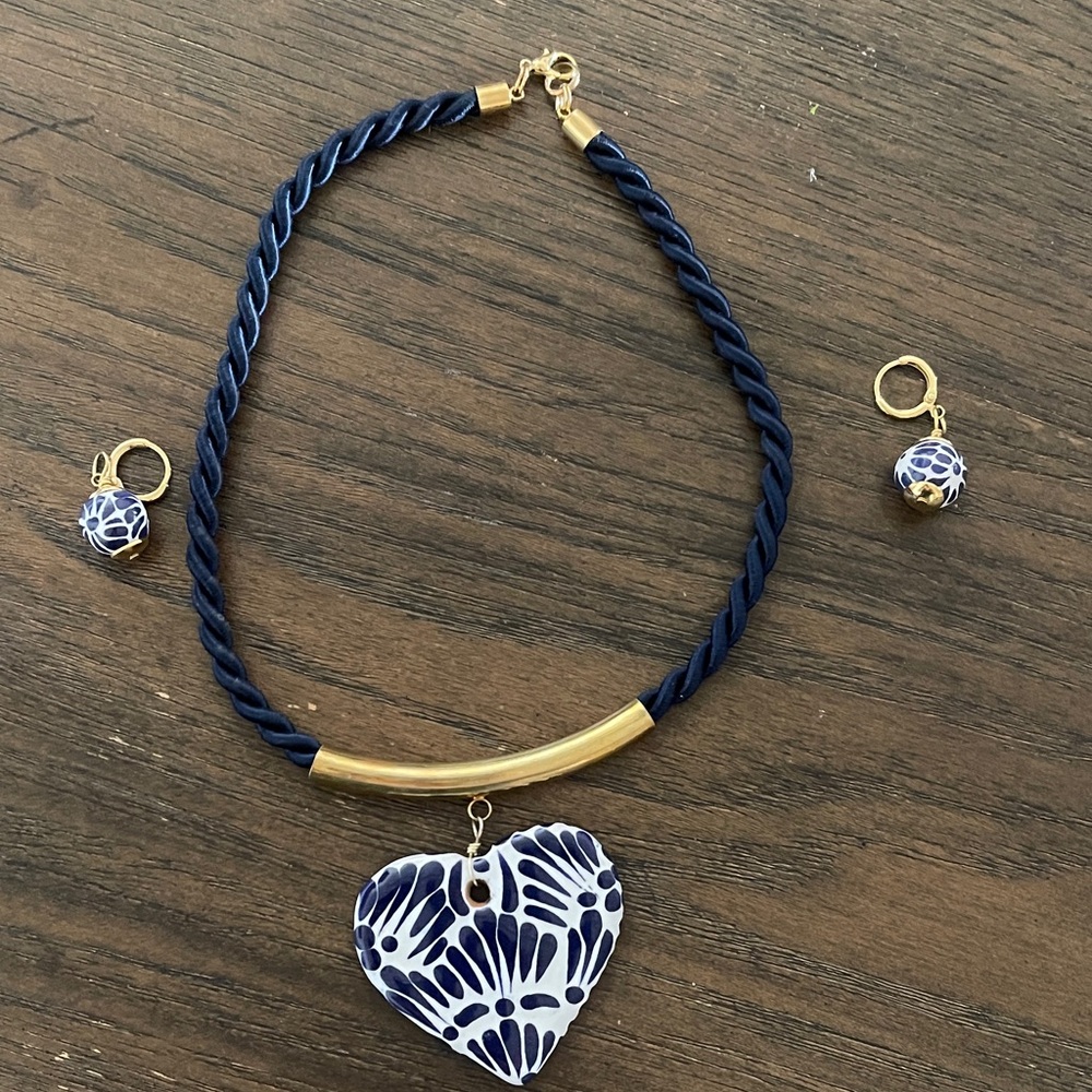 Navy Blue and Gold Heart Necklace Set